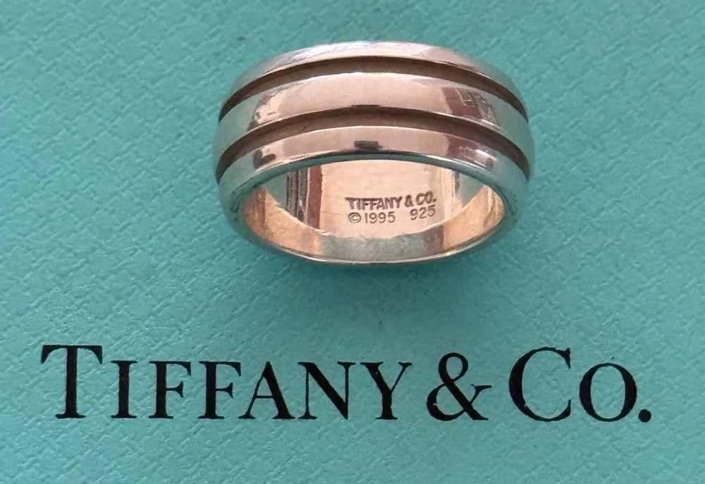 Tiffany & Co  Atlas  Groove Wide Ring Sterling Silver  925 Size  7 US 1995