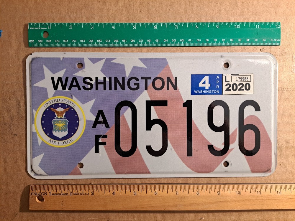 License Plate, Washington, United States Air Force, AF 0 5196, sim. 2 Amer. Flag