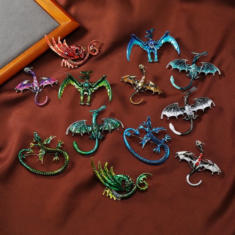 Vintage Classic Enamel Dragon Crystal Badges Pins Women Men Clasual Accessories
