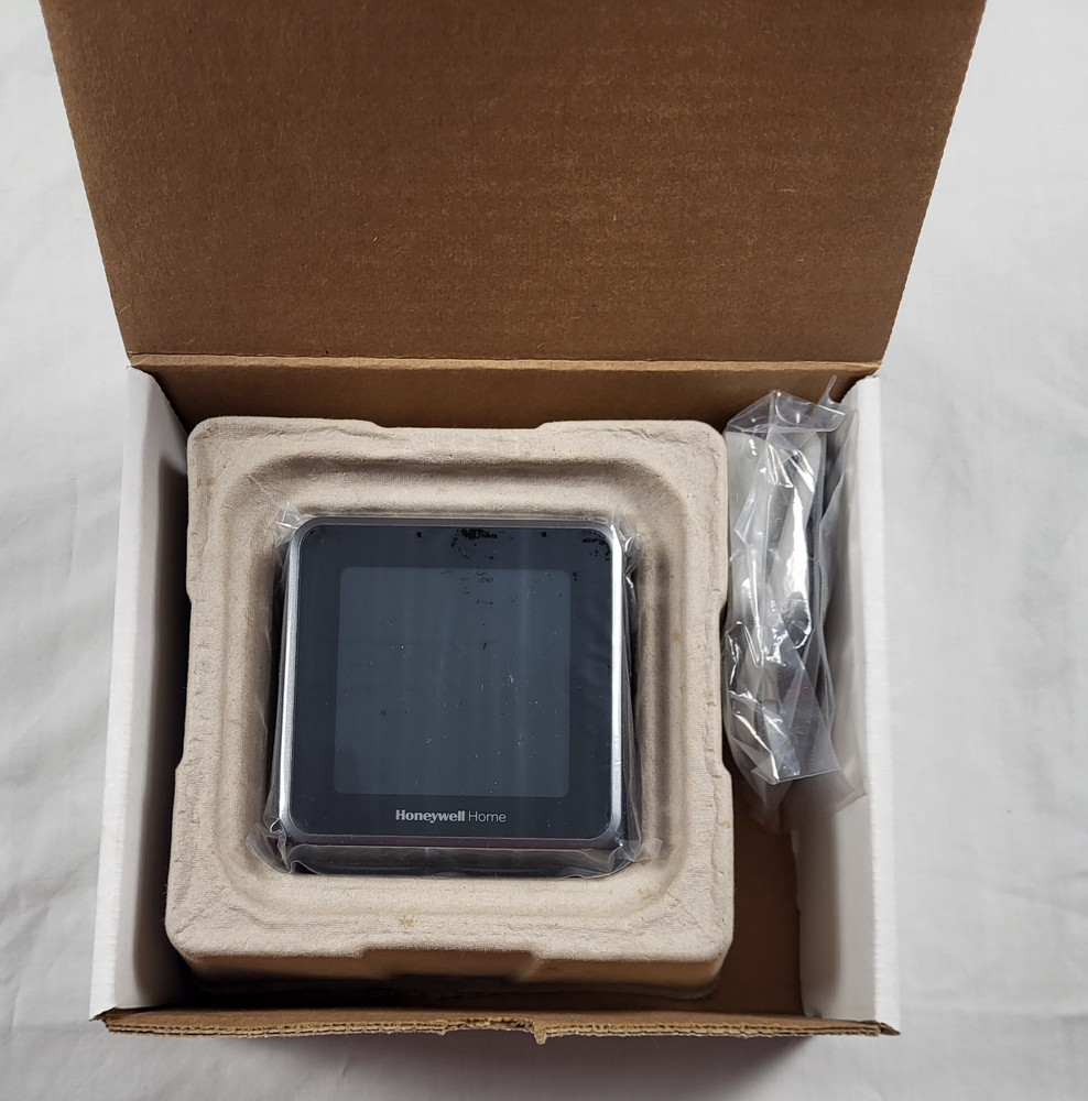 Honeywell T5 Smart Thermostat Black Refurbished