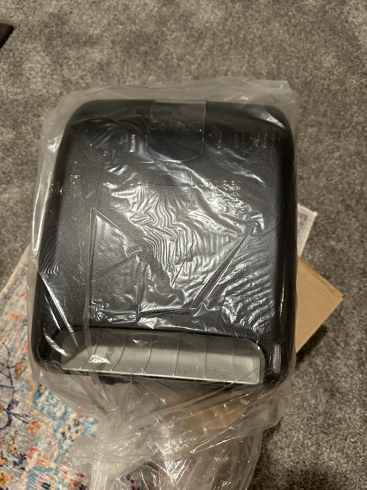 Georgia-Pacific Automated Towel Dispenser,59010- Dispensers.BLACK Commercial Use-image