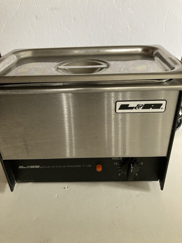 L&R T-14 B Ultrasonic Cleaner with Lid and Basket for Efficient Cleaning
