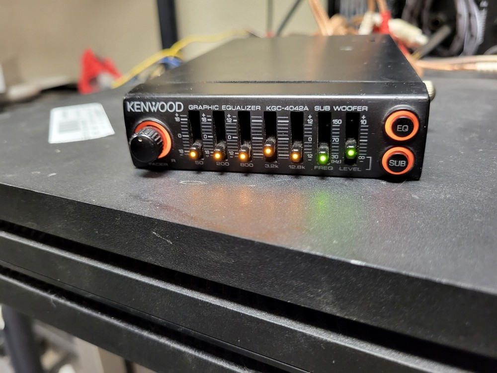 Kenwood KGC-4042A 7 Band Car Stereo Graphic Equalizer Very Good Condition