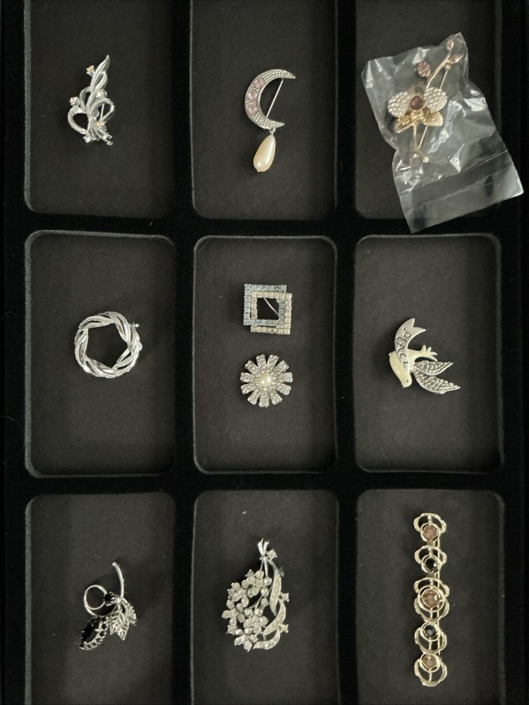 Vintage Brooch Lot – Stylish & Affordable Buy Now-image