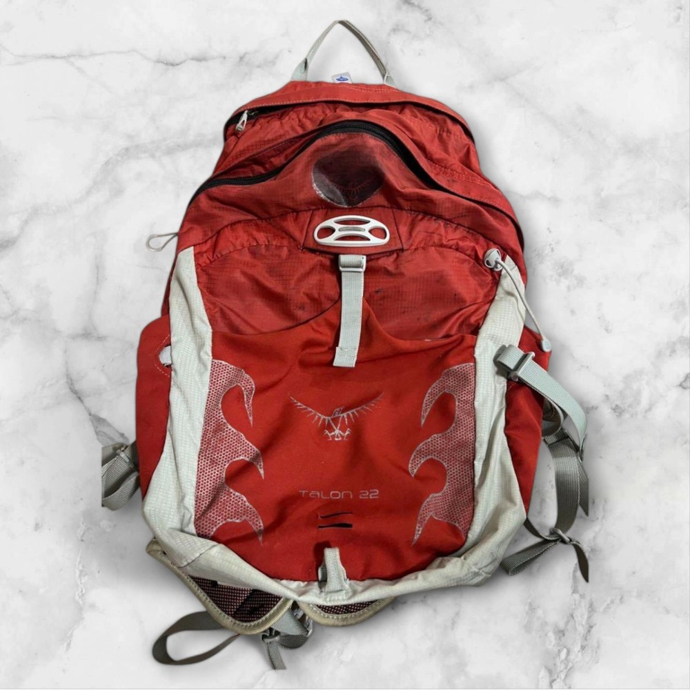 Osprey Talon 22 Lightweight Backpack in Red Pre-Owned with Wear