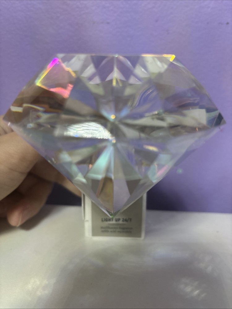 Bath & Body Works Diamond Wallflower Plug In with Light and Scent Control