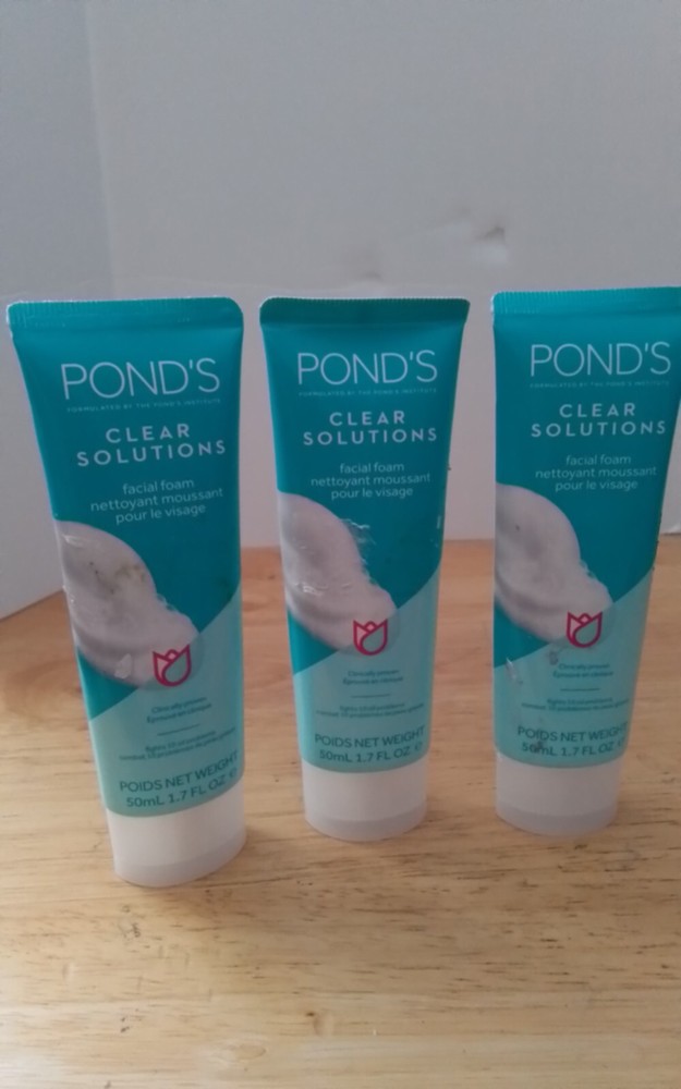 3-Count Pond's Clear Solution, Foaming Face Wash, Removes Excess Oil of 1.07 Fl