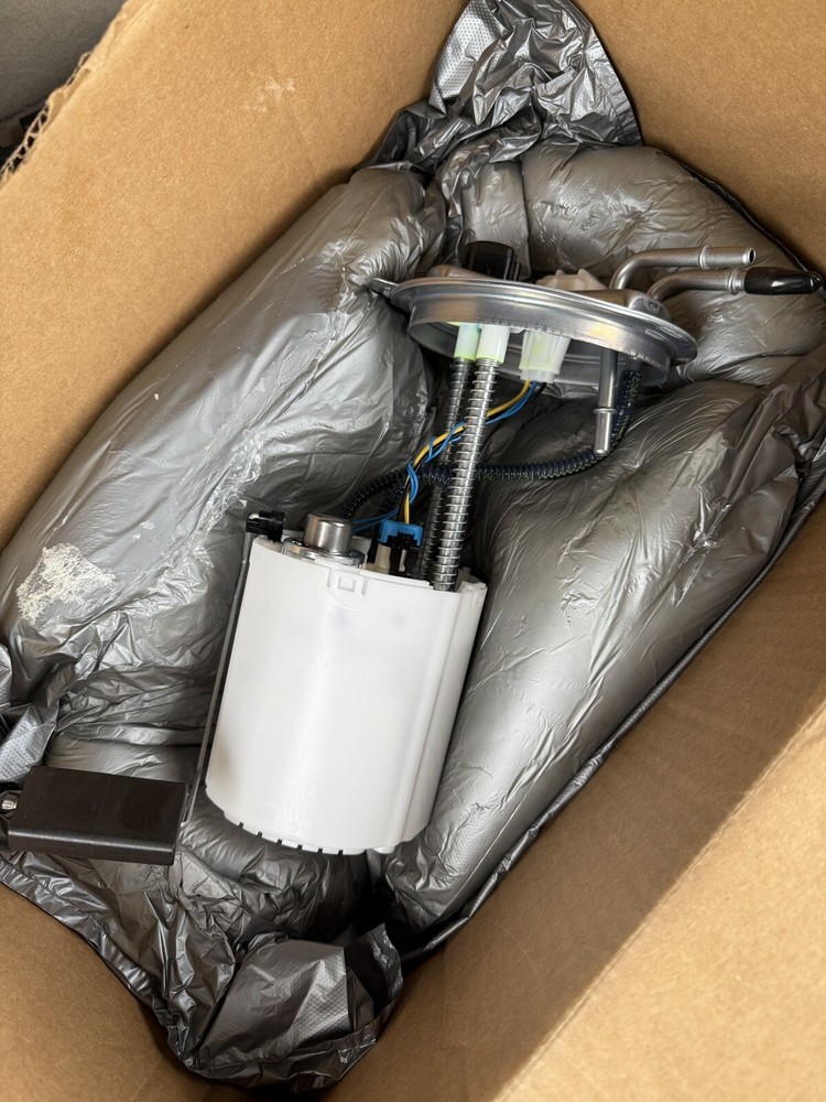 Fuel Pump Module Assembly GM 19299718 ACDELCO MU1939