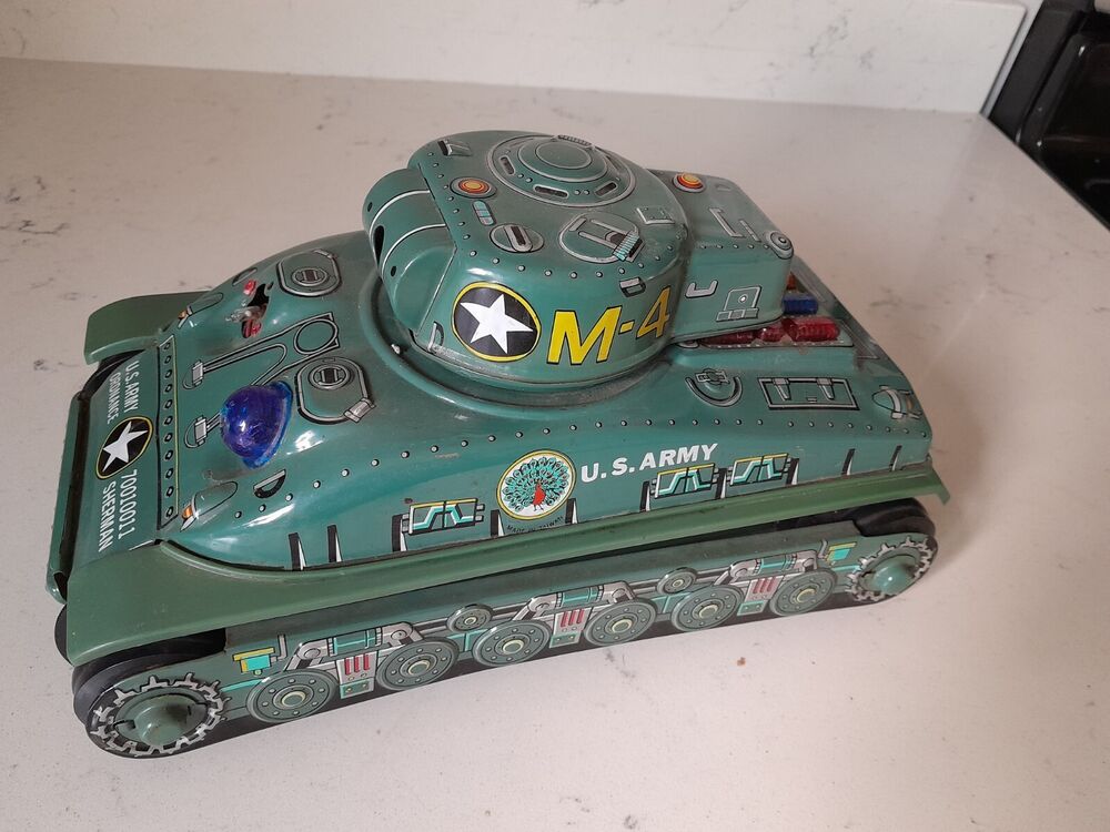 Vintage Antique Japan Tin Litho US Army Sherman M-4 Tank Battery Operated