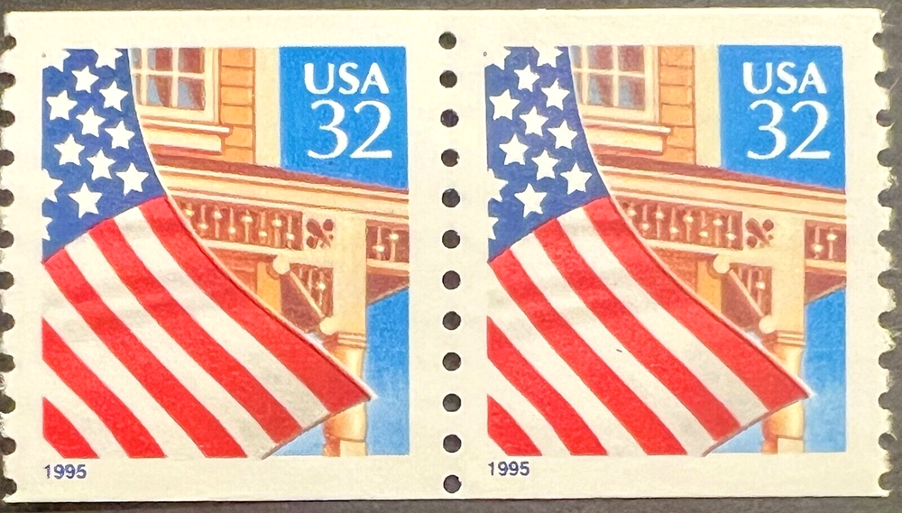 Scott 2914 32¢ Flag over Porch 1995 SV Pair MNH OG Stamps