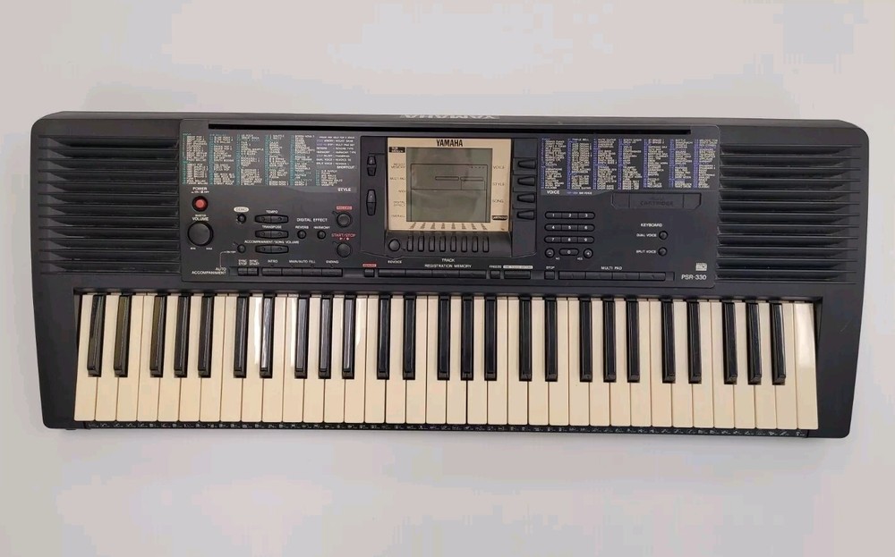 YAMAHA PSR-330 PORTATONE KEYBOARD 61 Key Synthesizer w/ Replacment Power Supply