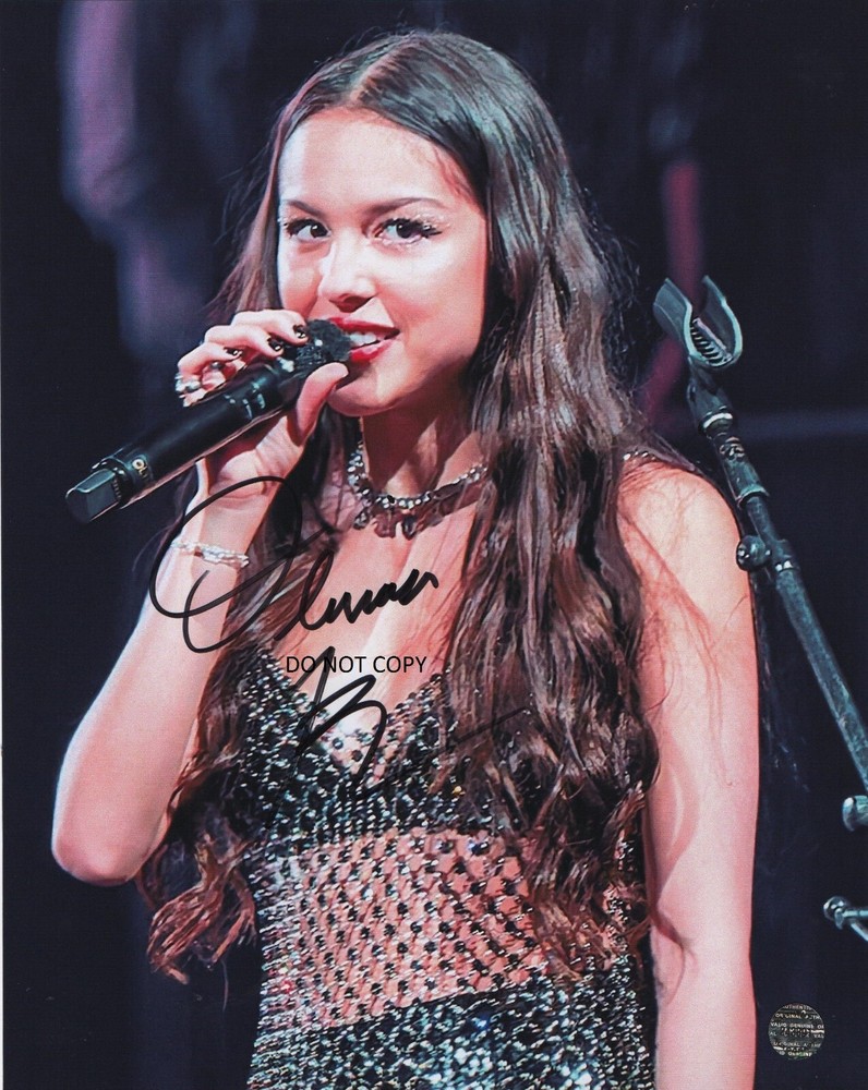 Olivia Rodrigo Autographed 8x10 Signed reprint Photo #2