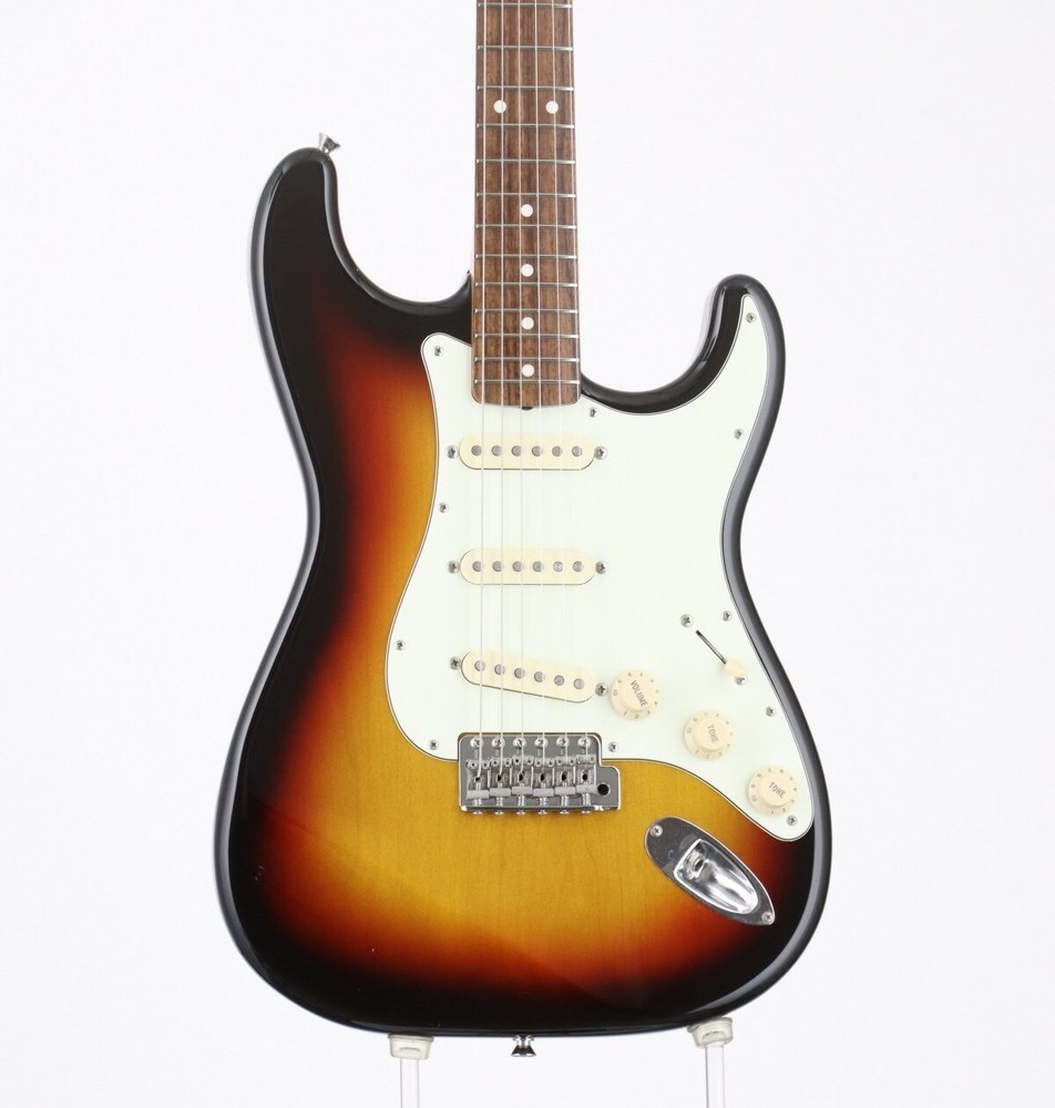 Fender Japan Exclusive Classic 60s Strat Rosewood Fingerboard Electric Guitar