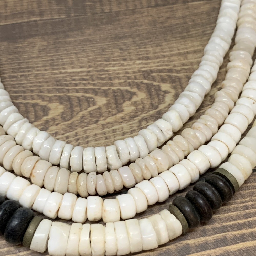 Vtg Hawaiian Genuine Puka Shell Choker Necklace Barrel Clasp 4pc lot white cream