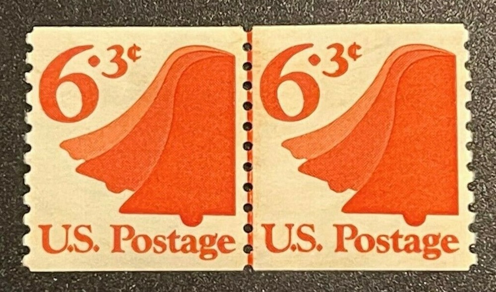 Scott#: 1518 - Liberty Bell Joint Line Pair MNH OG