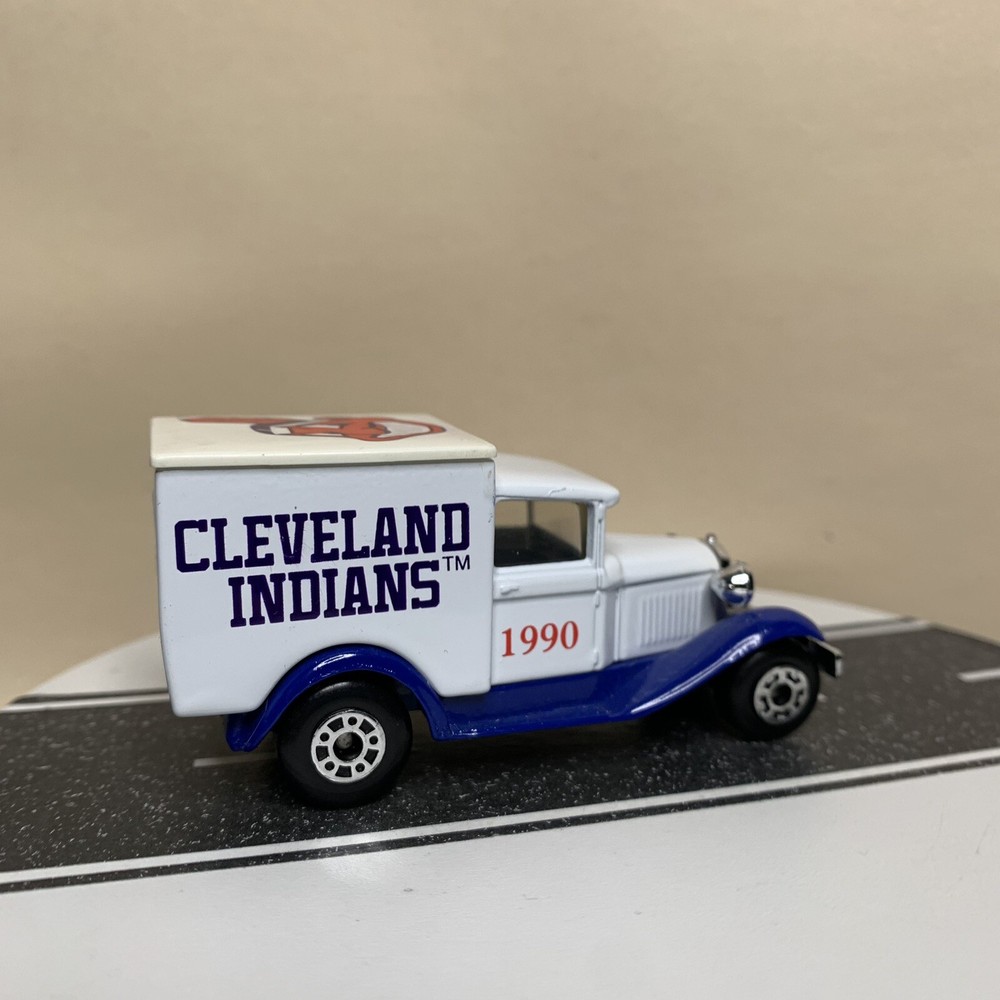 1990 Matchbox MLB Baseball Team Cleveland Indians ‘39 Ford Model A Truck 1:64 NM