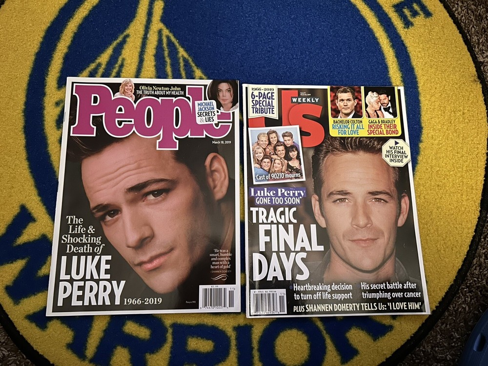 Like Perry Tribute Magazines - People & US Weekly