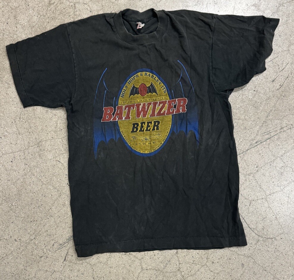 VTG SUPER RARE Black  Budweiser Batman Batwiser Halloween Tshirt Large