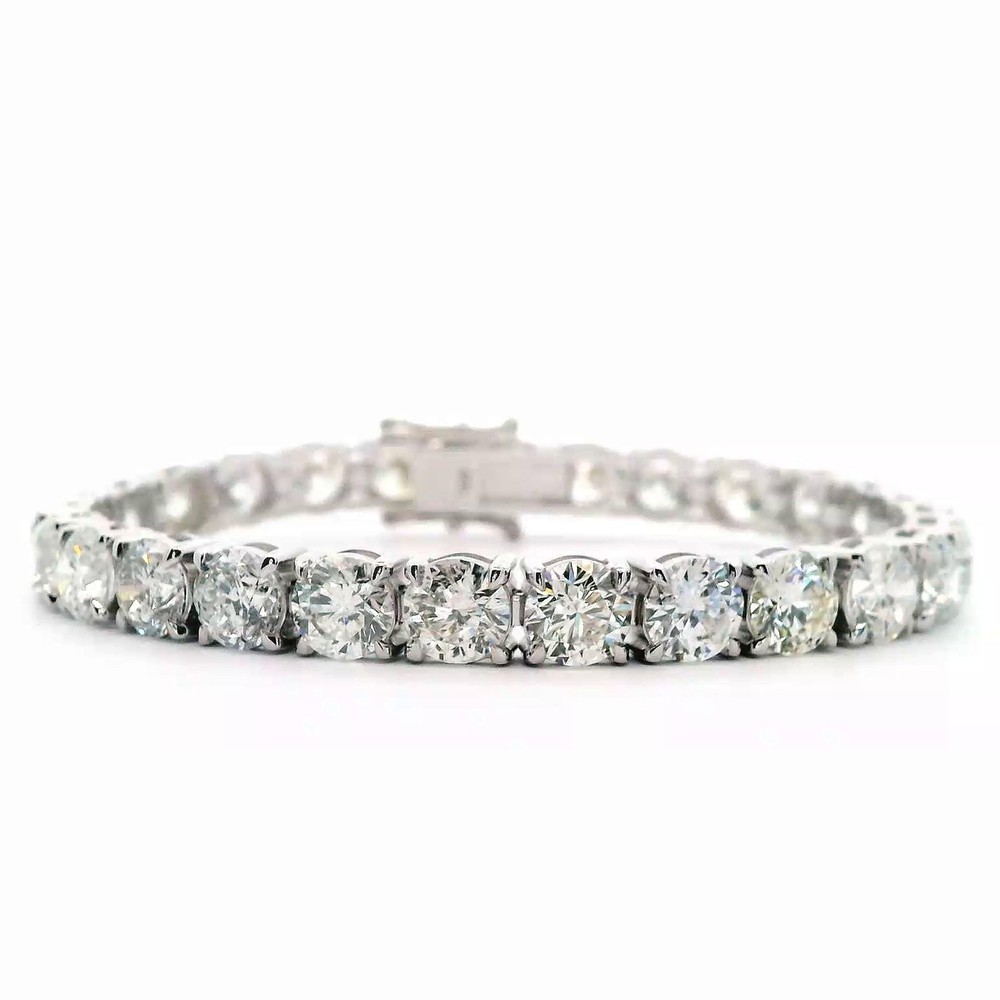 Alexander 26.75 Carats 