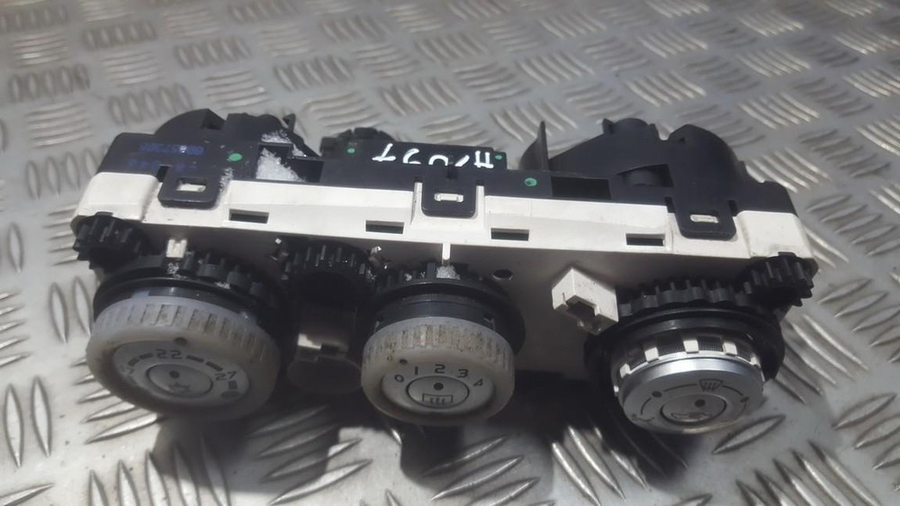 Mitsubishi Colt 2009 Climate Control Panel (Heater Control Switch #492765-28