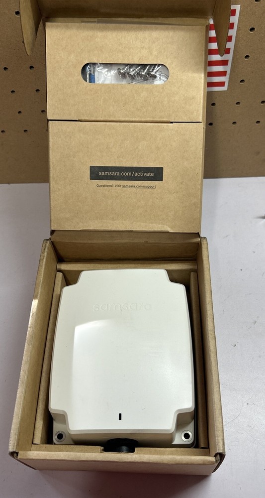 SAMSARA AG26 010-2026 ASSET IOT GATEWAY SEMI-TRAILER GPS DEVICE-image