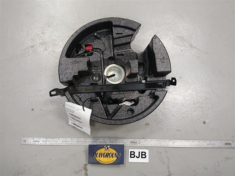 BMW 528i E60 SEDAN Foam Tray with Tools & Jack Fits 04 05 06 07 08 09 10