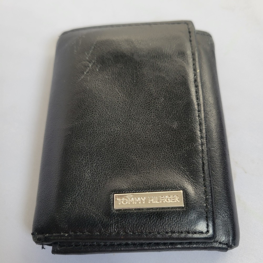 Tommy Hilfiger Genuine Leather Trifold Wallet, Black