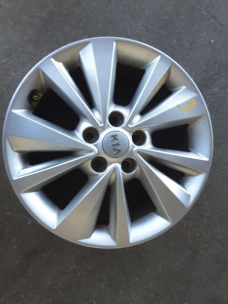 Wheel 17x6-1/2 Alloy 10 Spoke Fits 15-18 SEDONA 286454