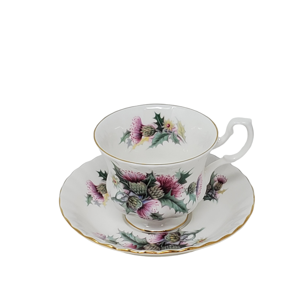 Royal Albert Vintage Summertime Avebury Floral Teacup and Saucer  