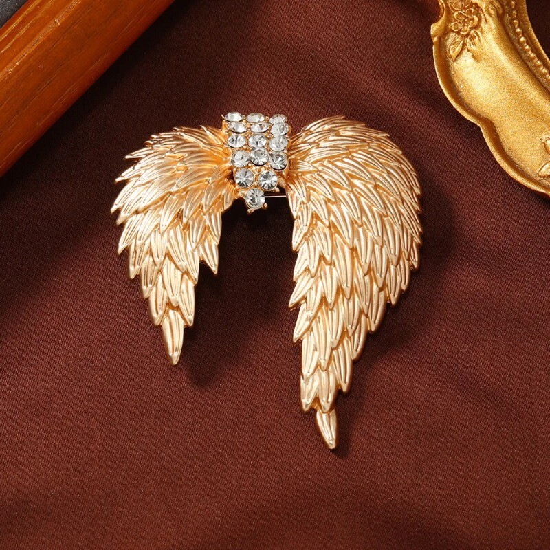Creative Simple Matte Gold Feather Brooch  Angel Wing Pin Sweater Accessories