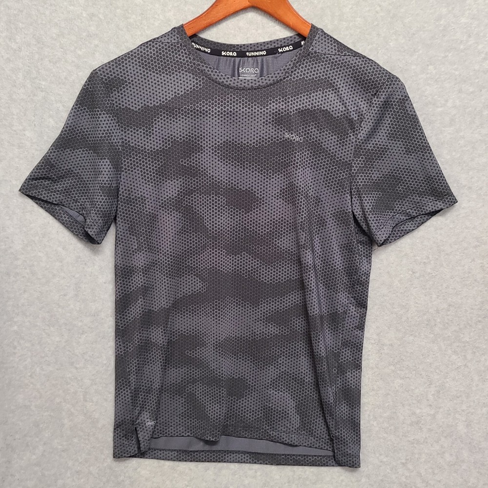 Skora Men's Small Qwick-Dry Performance Activewear Running T-Shirt Gorpcore
