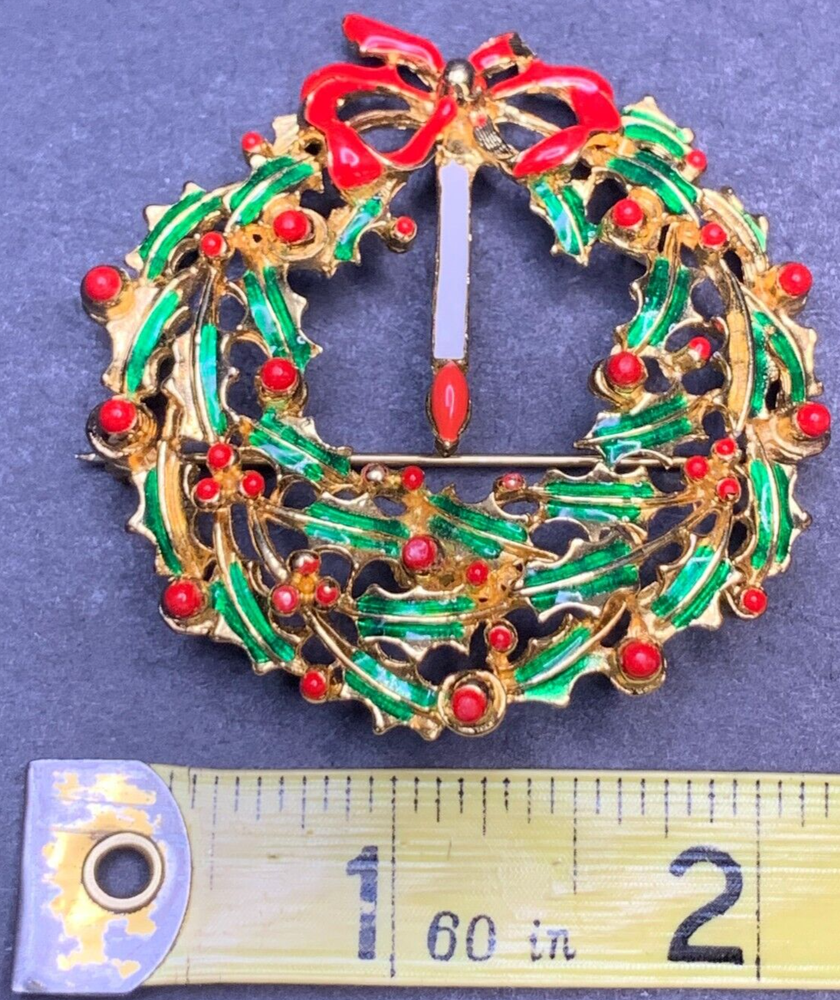 Vintage Gold Green Christmas Wreath Brooch Pin Decor