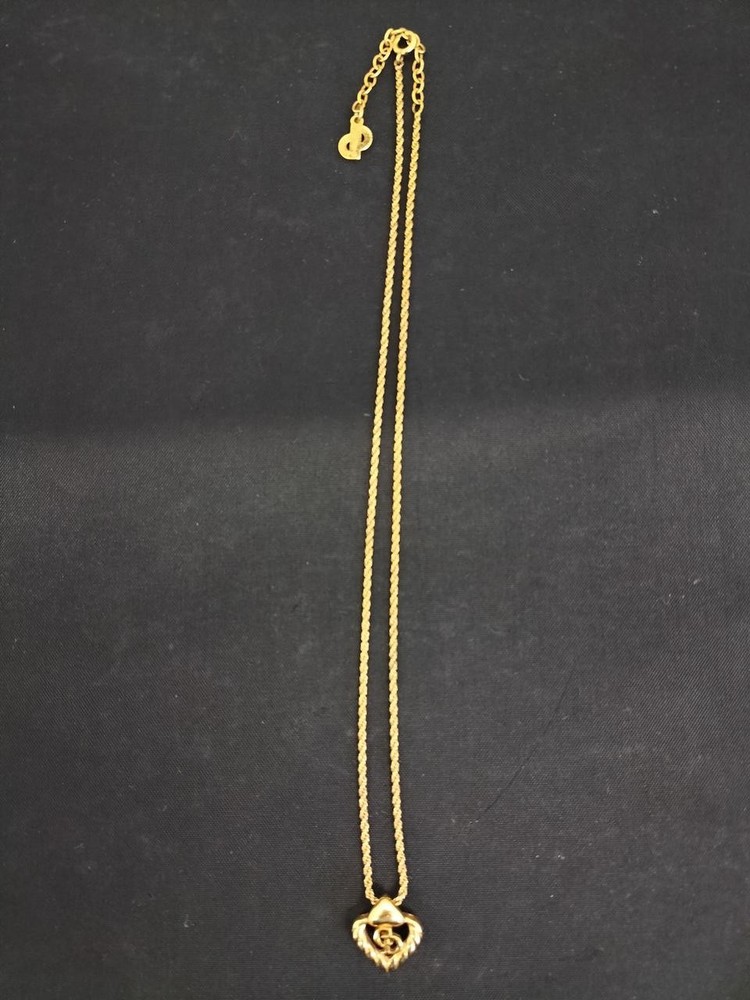 Vintage Christian Dior Y0619 Heart Necklace