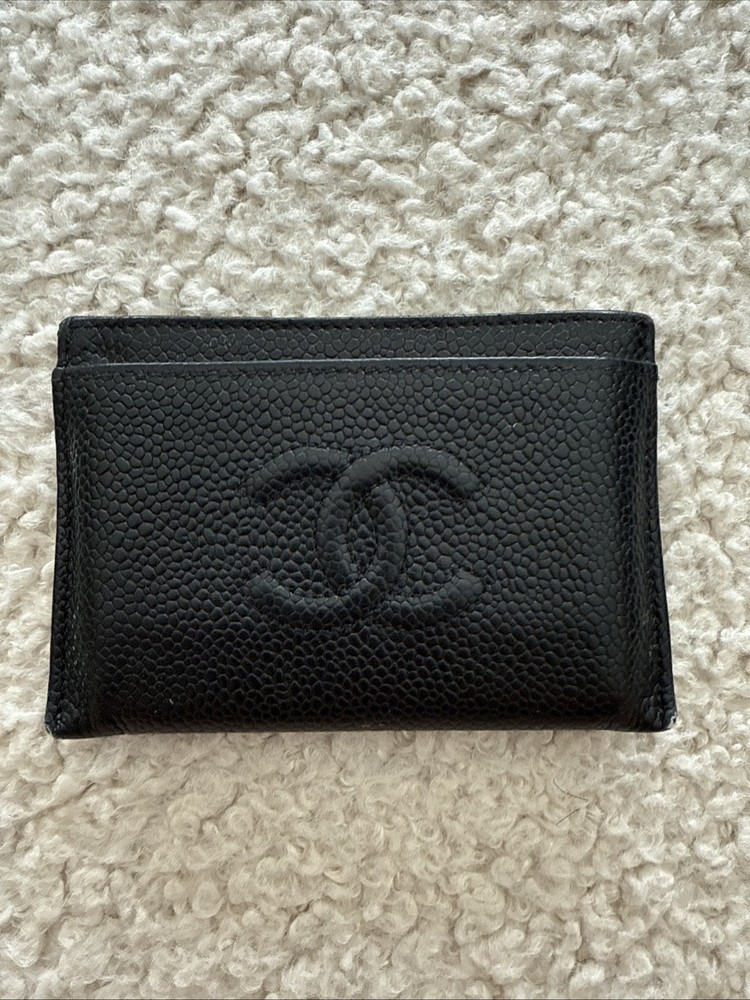Chanel classic flap credit card holder in caviar leather-image