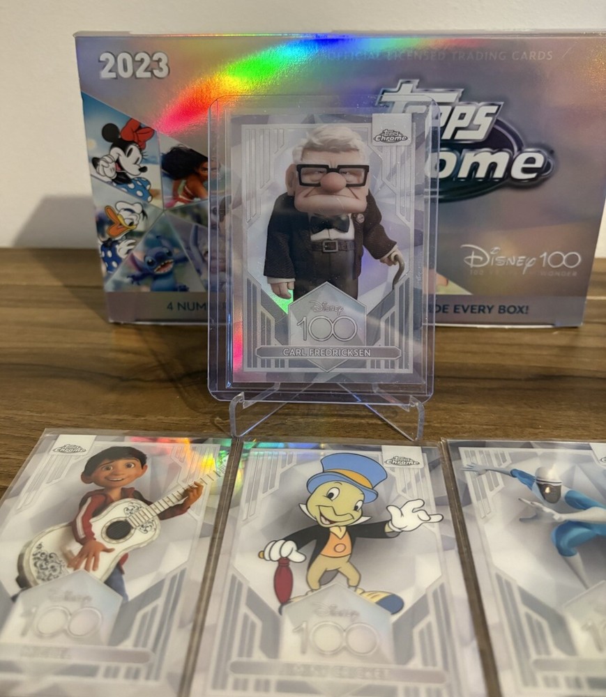 Disney Topps Chrome Base Bundle - 8 Cards + 1 Refractor Bonus