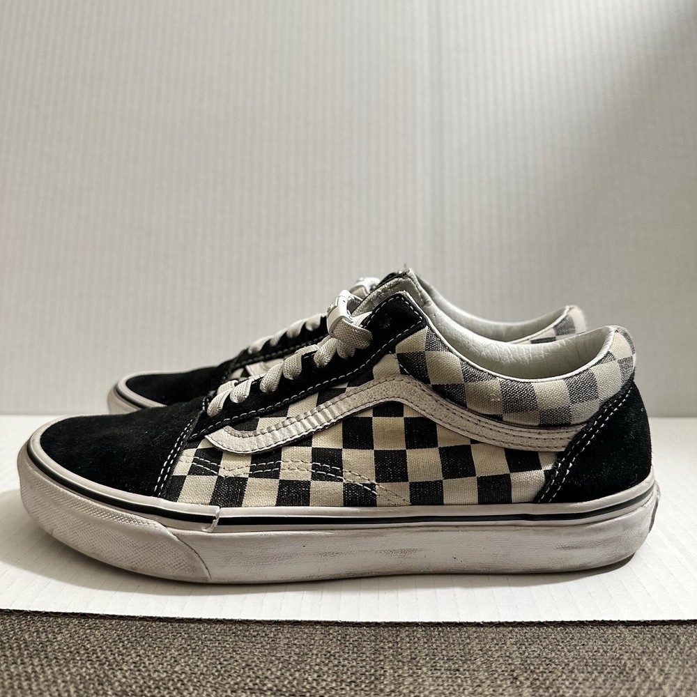 Vans Off The Wall Checkerboard Suede Toe Cap Lace Up Skate Shoes Size 6.5 Men