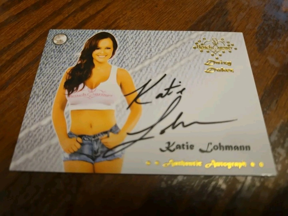 2015 Benchwarmer Daizy Dukez Autograph Gold Foil Card Katie Lohmann Auto Playboy