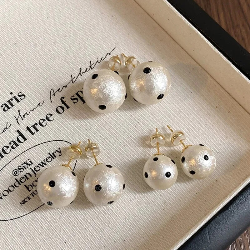 New French Polka Dot Cotton Pearl Earrings Light Luxury Temperament Niche Design