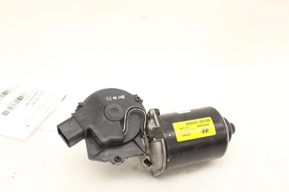 Hyundai Tucson 2016-2021 Windshield Wiper Motor 1393931