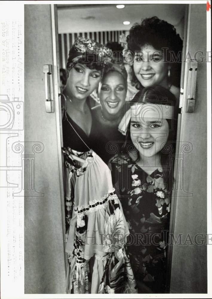 1983 Press Photo Models wear ensembles for fashion show in Miami, Florida