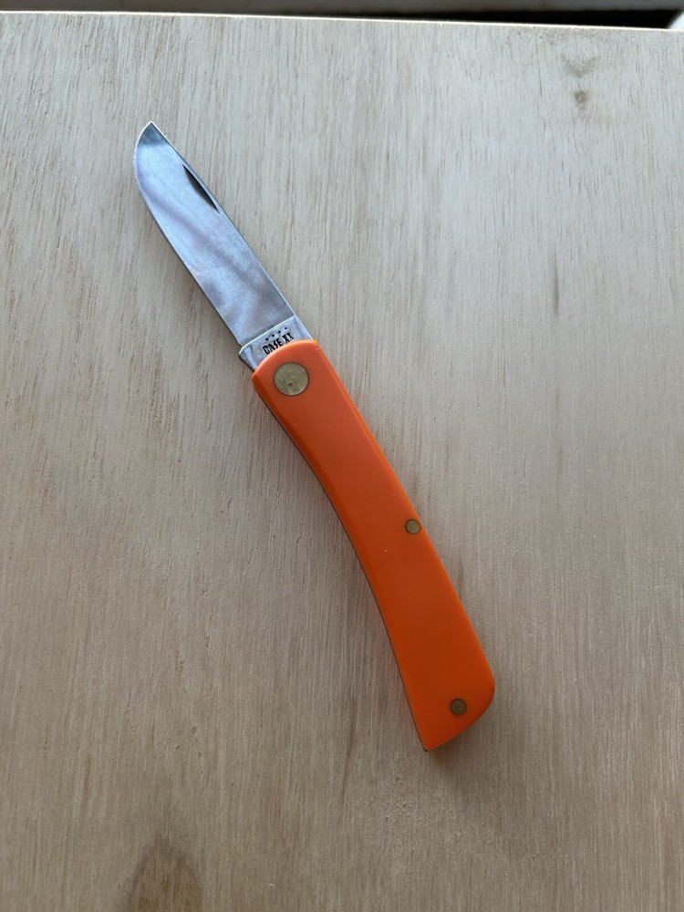 Case Sod Buster Jr Case 4137SS