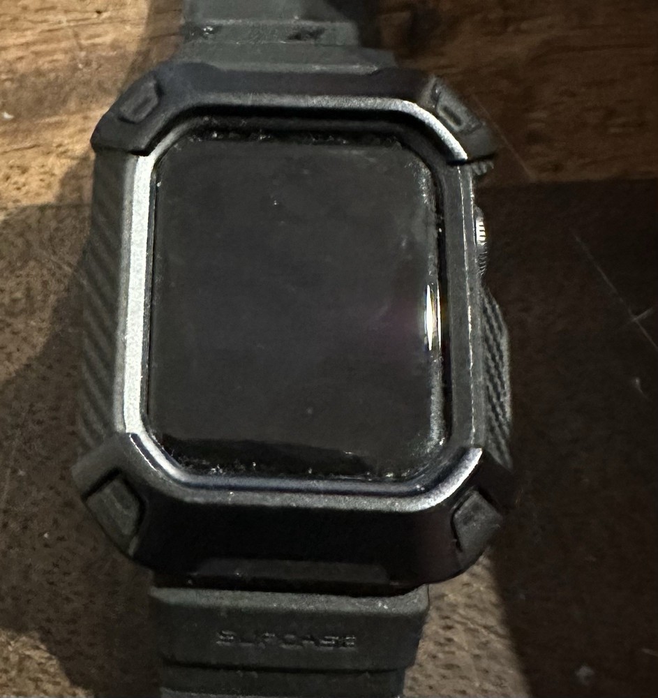 Apple Series 3 Black Men's Watch Untested For Parts Repair