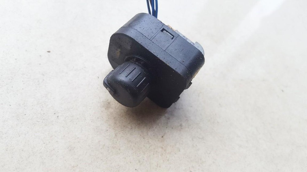 Audi A4 2004 Wing Mirror Control Switch (Exterior Mirror Switch) 8 #791814-01