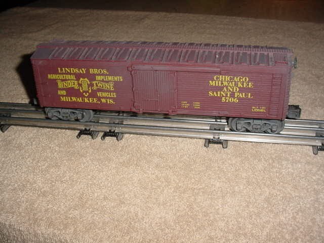 LIONEL REEFER CAR # 5706 , LINDSAY BROTHERS BINDER & TWINE      0-027ga.