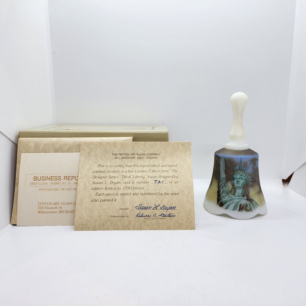 Fenton The Designer Series Close Up Statue Of Liberty Bell 7668 721/1250 100th