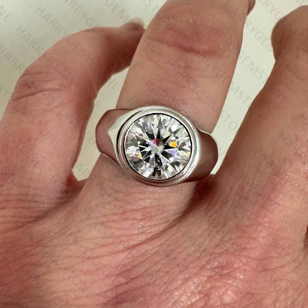 10mm Round VVS1 Moissanite Bezel Set Men's Engagement Ring in 14K White Gold