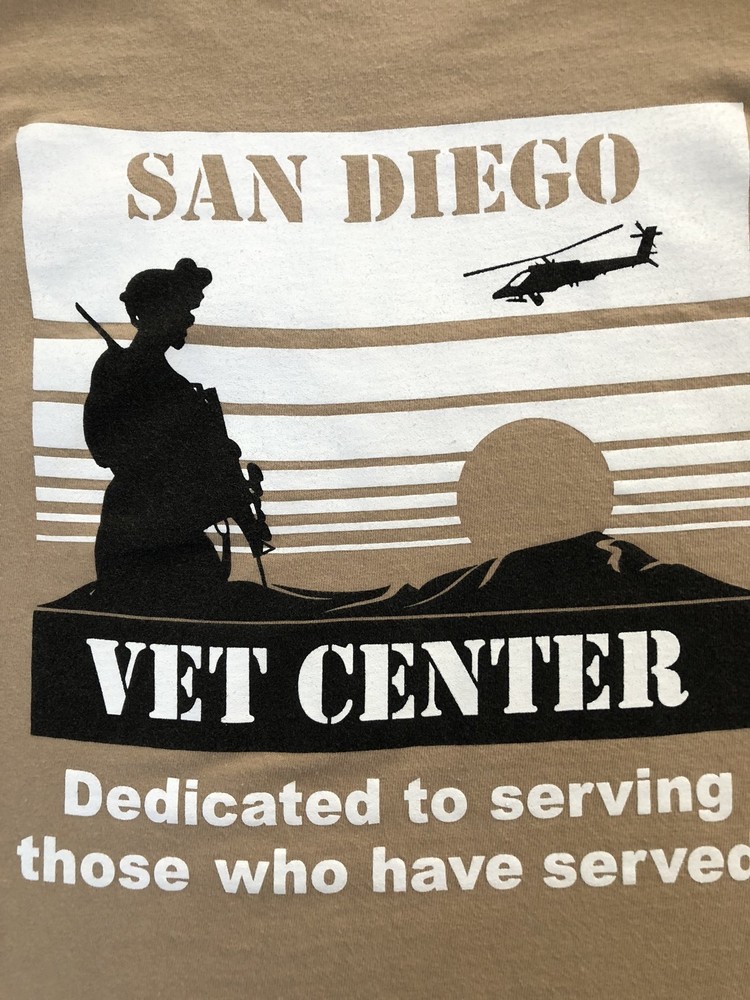 Org. Vtg. San Diego California VET CENTER Dedicated To Serving MENS T-shirt L