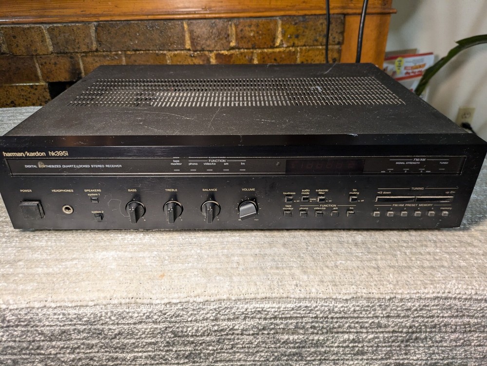 Harman Kardon hk395i Digital Synthesized Quartz Locked Stereo Receiver * USED *
