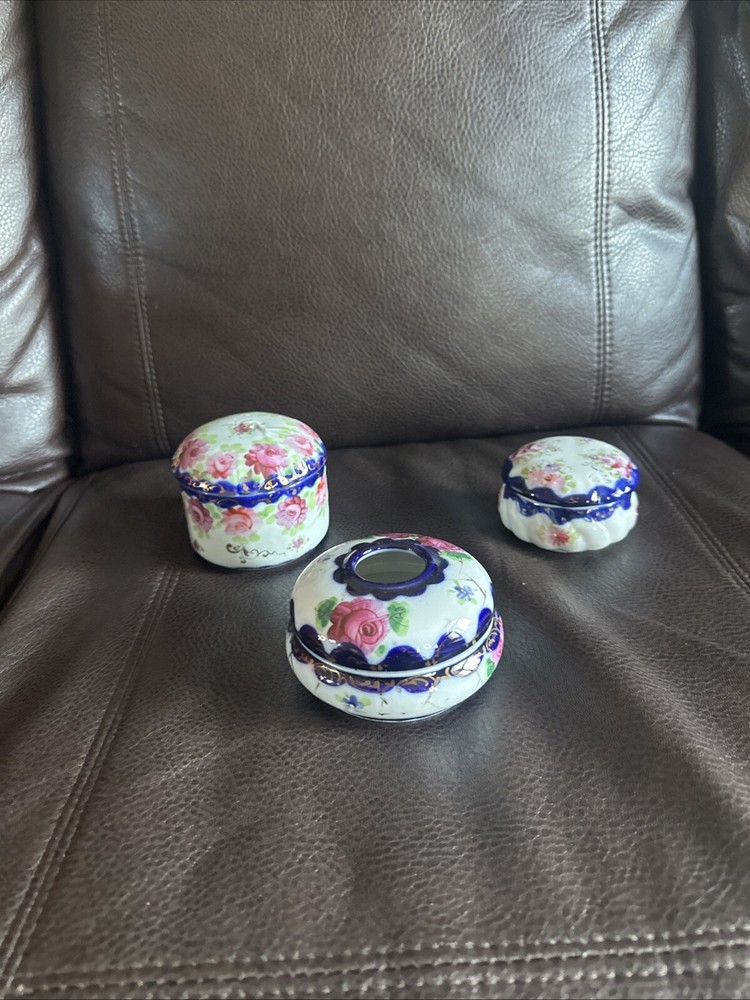 Japan Cobalt Blue Gold Lidded Porcelain Jewelry Dresser Trinket Box