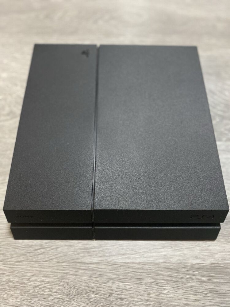 Sony PlayStation 4 Console - 500 GB (CUH1215A)